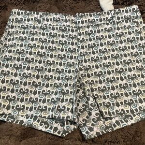 Banana Republic Elephant Print shorts— White & olive
